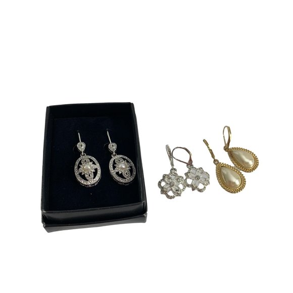 Lot of 3 Dangle Earrings Gold Tone Silver Tone Rhinestones Bling Faux Pearl - Picture 5 of 5